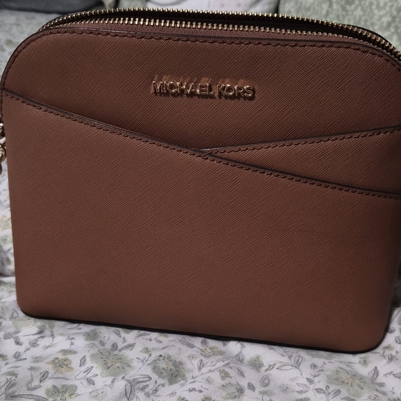 Michael Kors Handbags - Michael Kors Chocolate Shoulder Bag